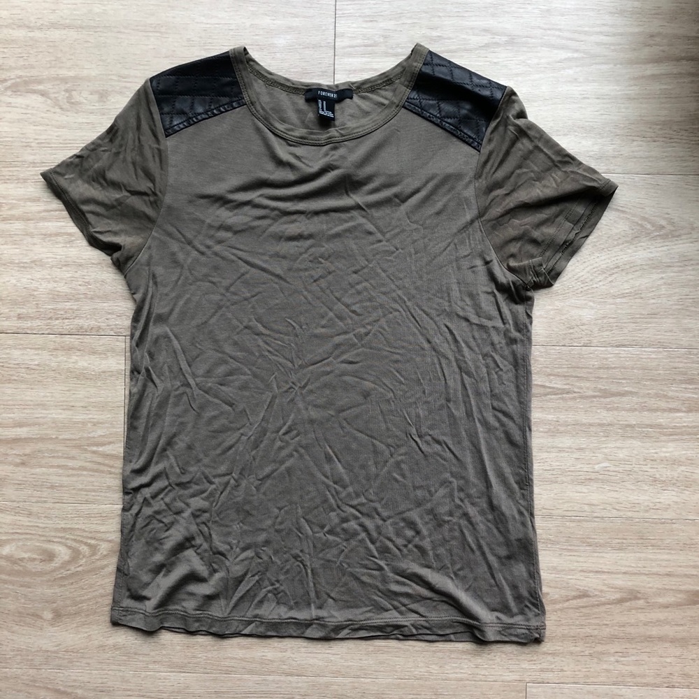 F21 vegan leather shoulder tee